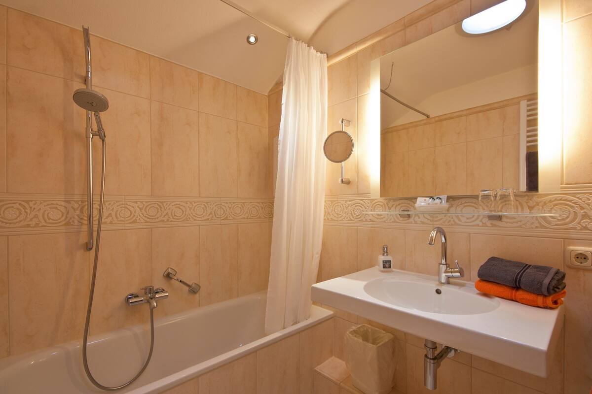 free toiletries, hair dryer, towels