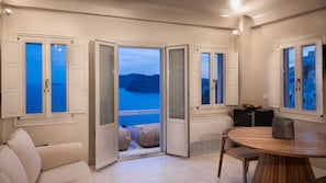 Exclusive Suite, Jetted Tub, Sea View