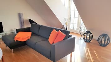 Dobbeltværelse - balkon - udsigt til dal | Opholdsområde