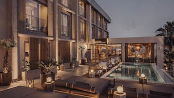 Front of property - evening/night