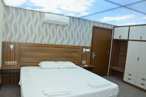Standard Double Room | 1 bedroom, desk, soundproofing - Emily Rose Hotel (Kemer)
