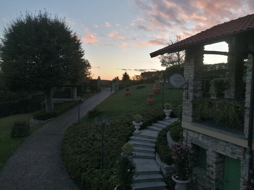 Casale Raffaello B&B