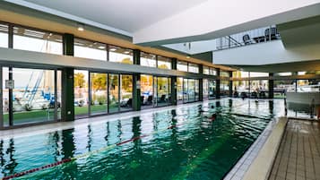 Alberca de natación o entrenamiento