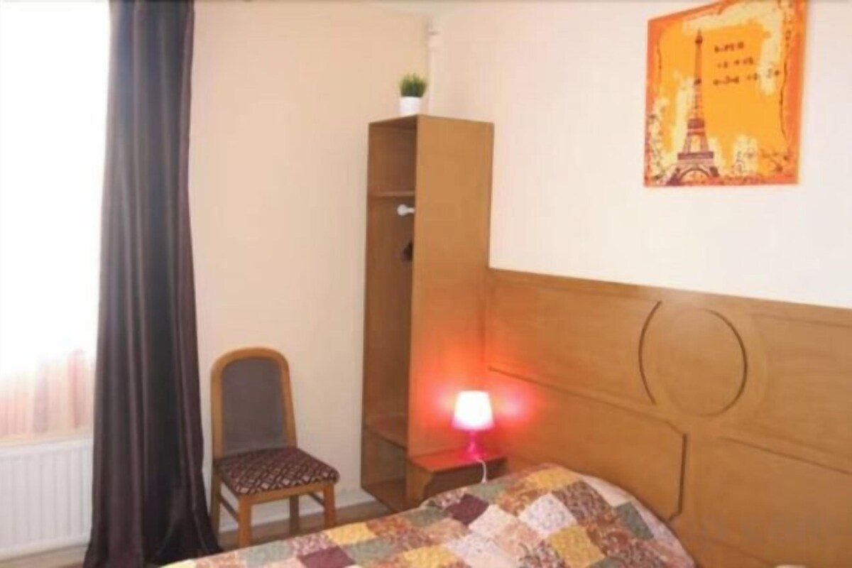 Economy Double Room with Shared Bathroom