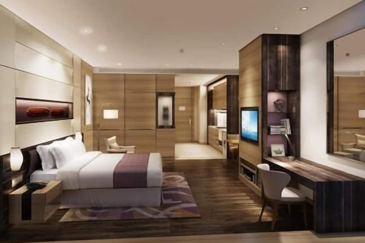 Item bar mini percuma, peti besi dalam bilik, meja