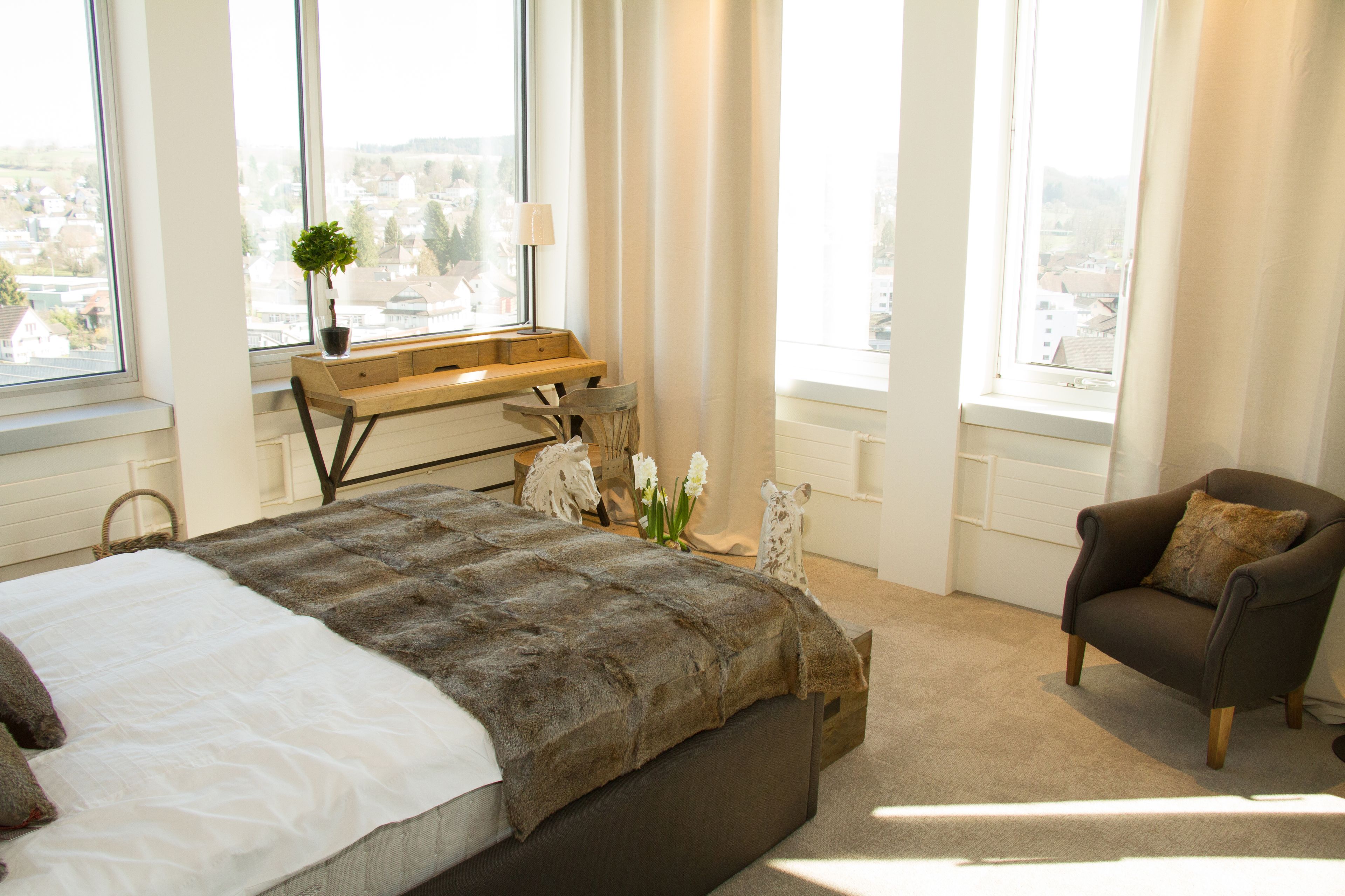 premium bedding, in-room safe, desk, blackout curtains