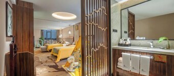 Days Hotel by Wyndham Guilin