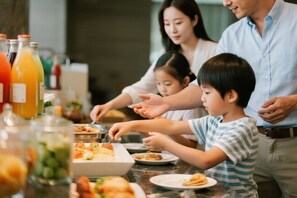 Daily buffet breakfast for a fee - Sofitel Kunming (Kunming)