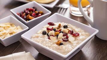 Free daily buffet breakfast