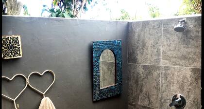 Tamarisk B & B