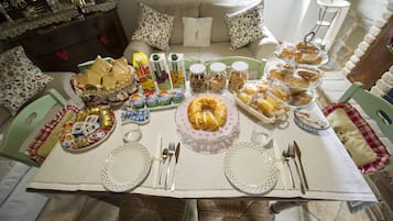 Desayuno buffet incluido todos los días