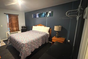 Room, 1 Queen Bed, Non Smoking