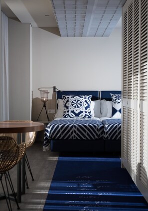 1 bedroom, minibar, in-room safe, free cribs/infant beds