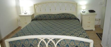 Minibar, bureau, Wi-Fi gratuit