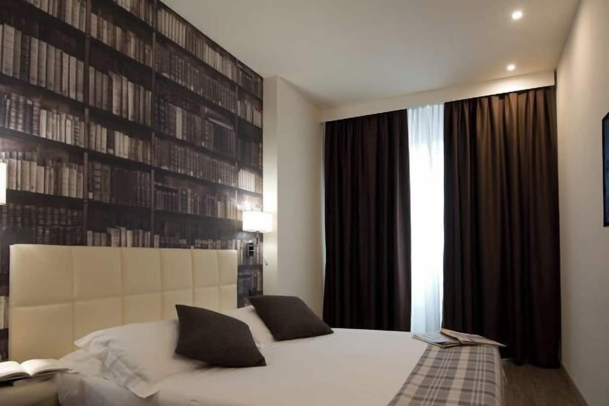 1 bedroom, down comforters, in-room safe, individually furnished