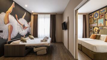 Down comforters, in-room safe, individually furnished, desk