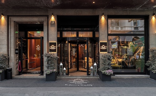 Duomo Hotel & Apartments