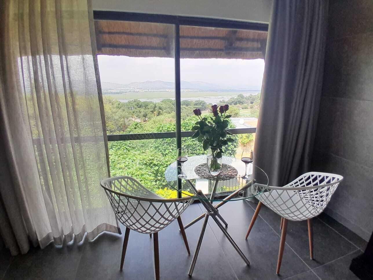 Quarto superluxo | Wi-Fi de cortesia, roupa de cama