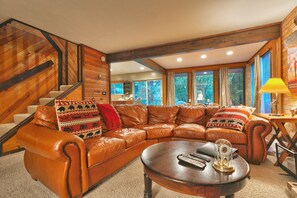 Standard Townhome, 4 Bedrooms, Non Smoking, Mountain View | Living room | TV, fireplace - Hidden Creek Condos by Vacasa (Park City)