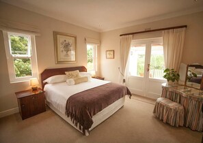 코티지, 침실 2개, 산 전망 | 이집트산 면 시트, 고급 침구, 오리/거위털 이불, 객실 내 금고