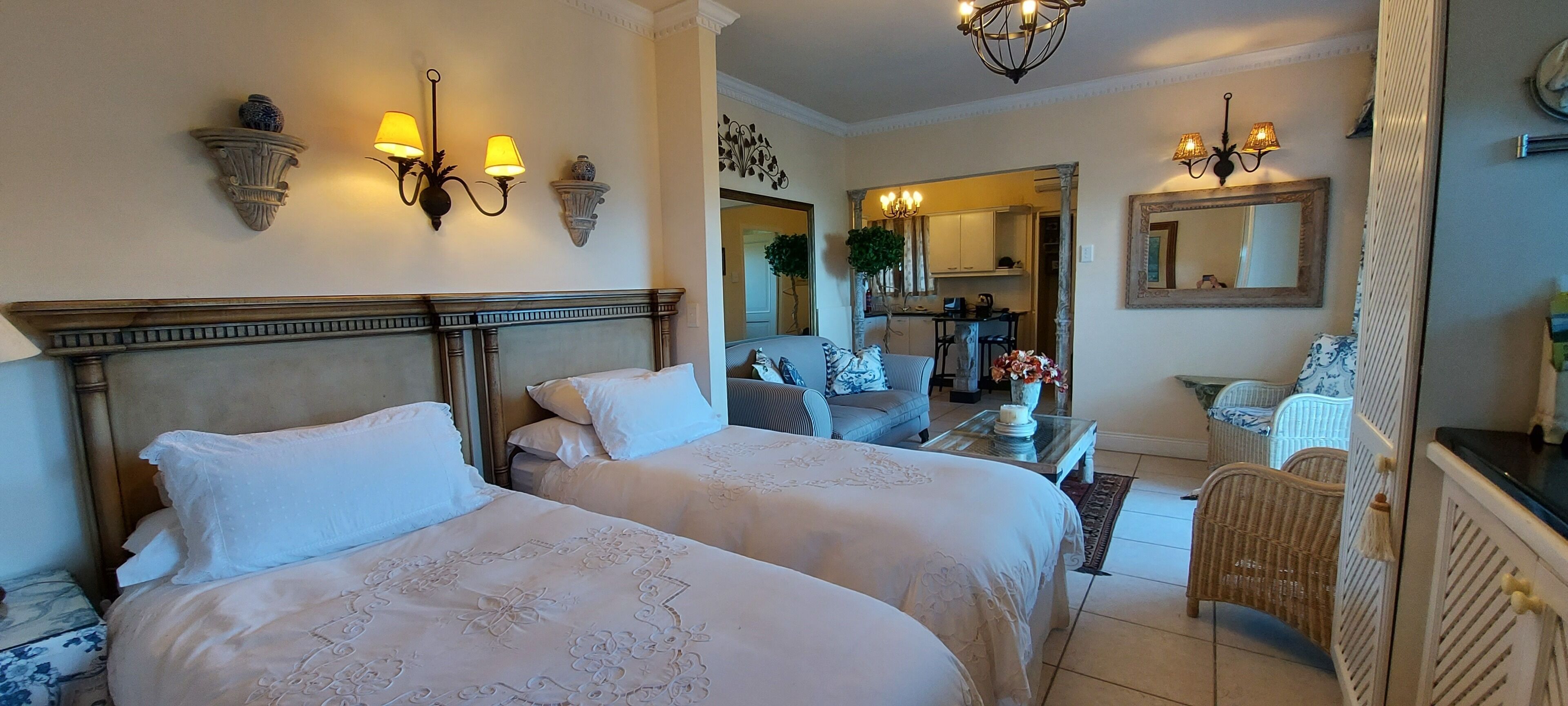 Apartment (Garden Apartment) | Desk, iron/ironing board, free WiFi, bed sheets