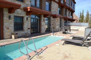 Alberca al aire libre 