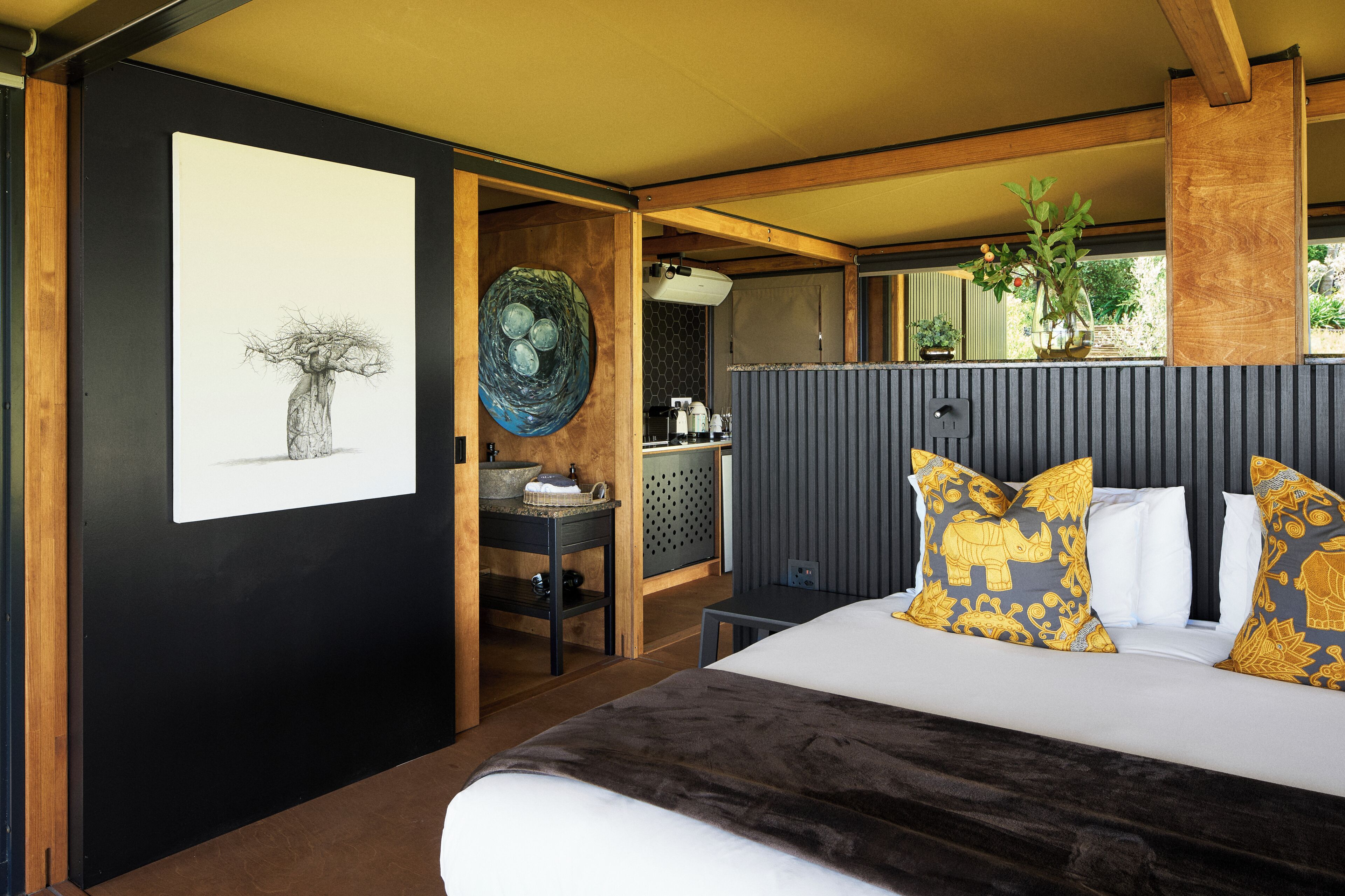 Signature Nature Suite | Premium bedding, in-room safe, individually decorated