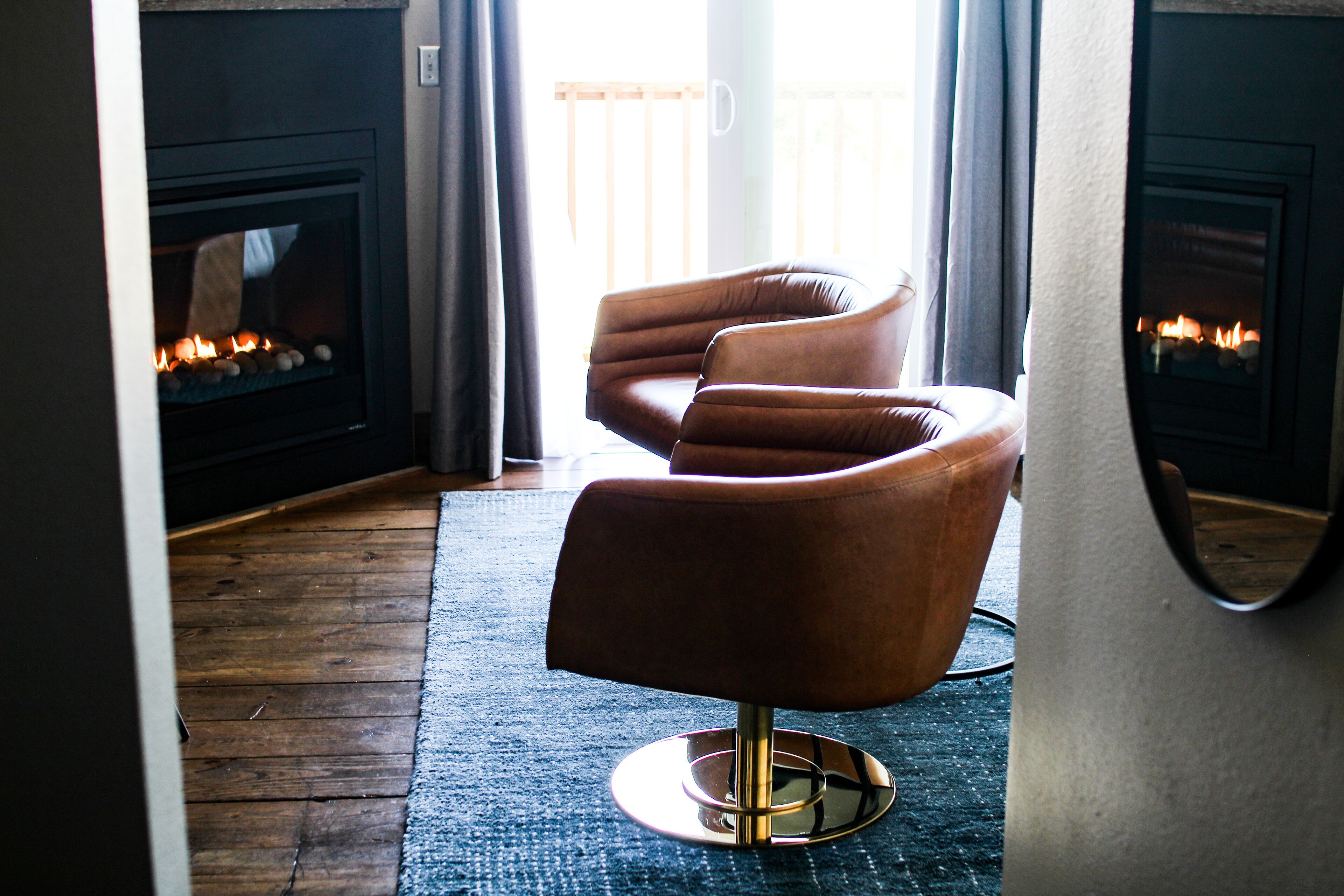 desk, laptop workspace, free wifi, bed sheets