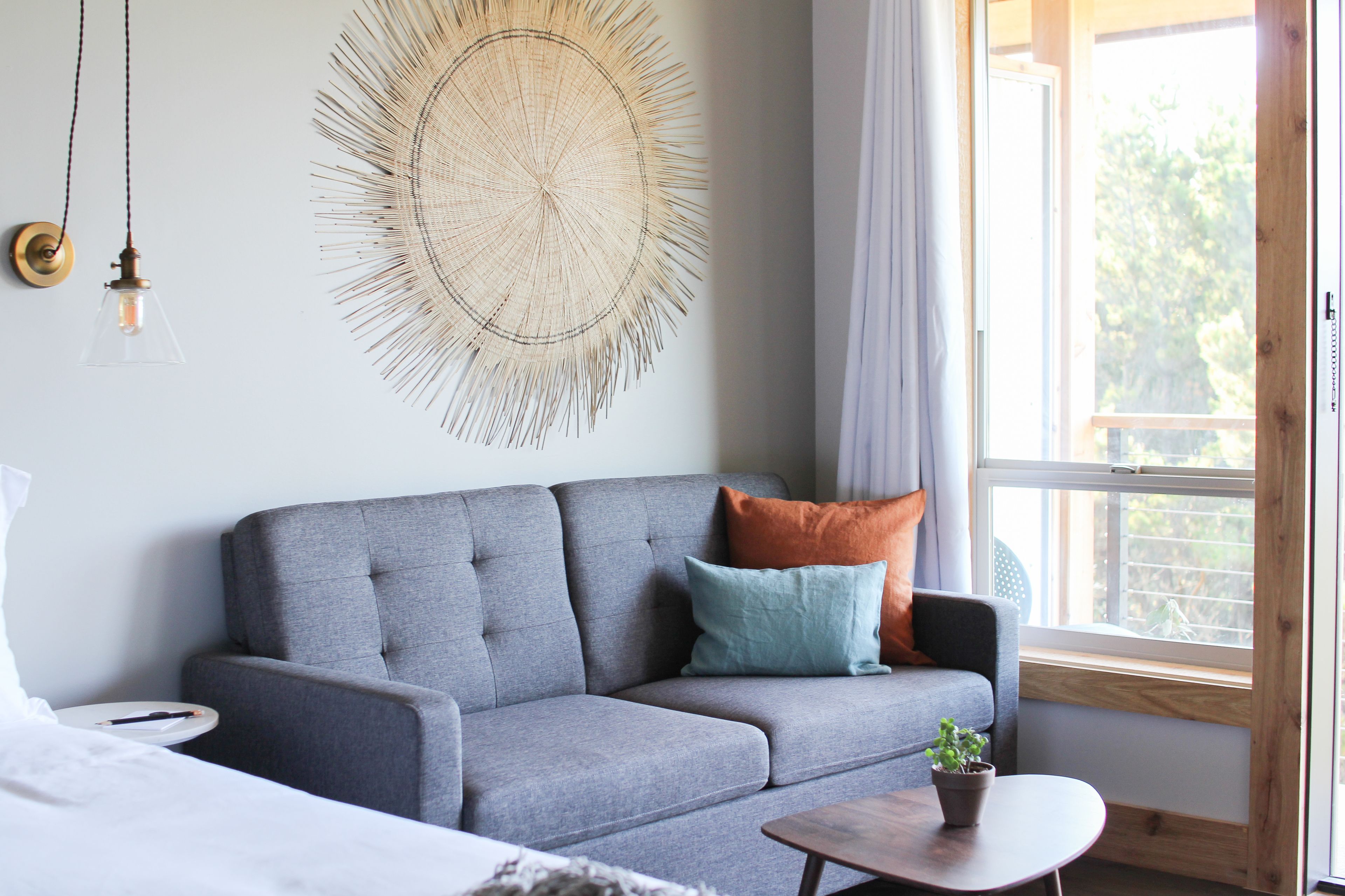 pool house studio | extra beds