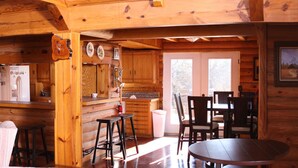 Lobby sitting area - Indian Creek Village Winery (Ringwood)