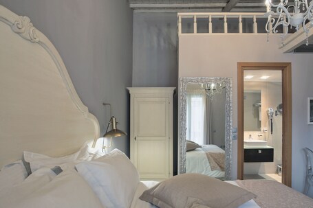 Sweet Home Hotel - Image 62