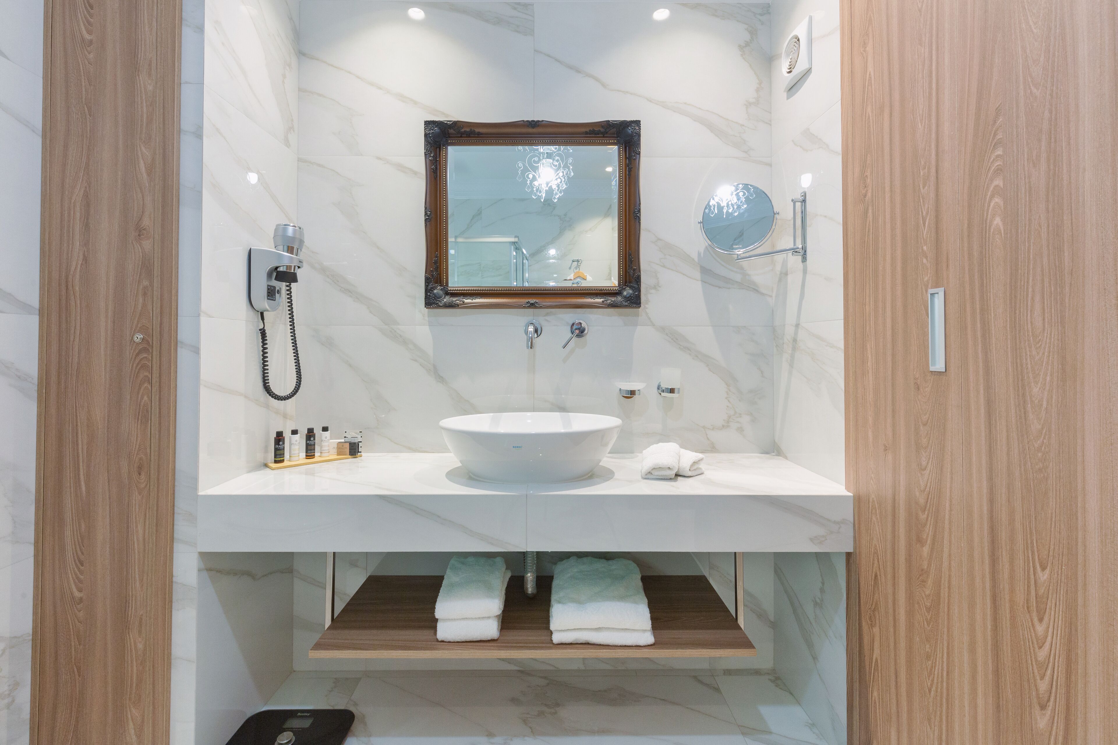 deluxe double room | bathroom | shower, designer toiletries, hair dryer, slippers