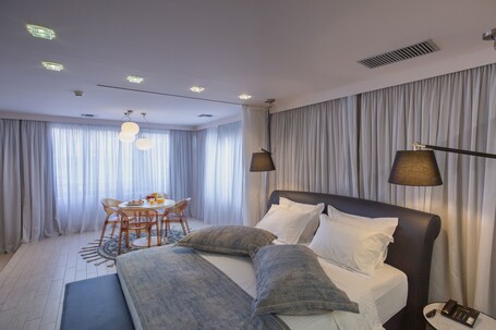 Sweet Home Hotel - Image 6