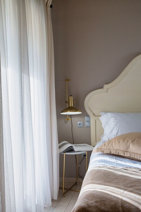 Sweet Home Hotel - Image 90
