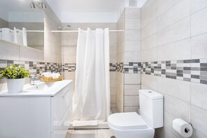 Room - Comodoro (Arona)