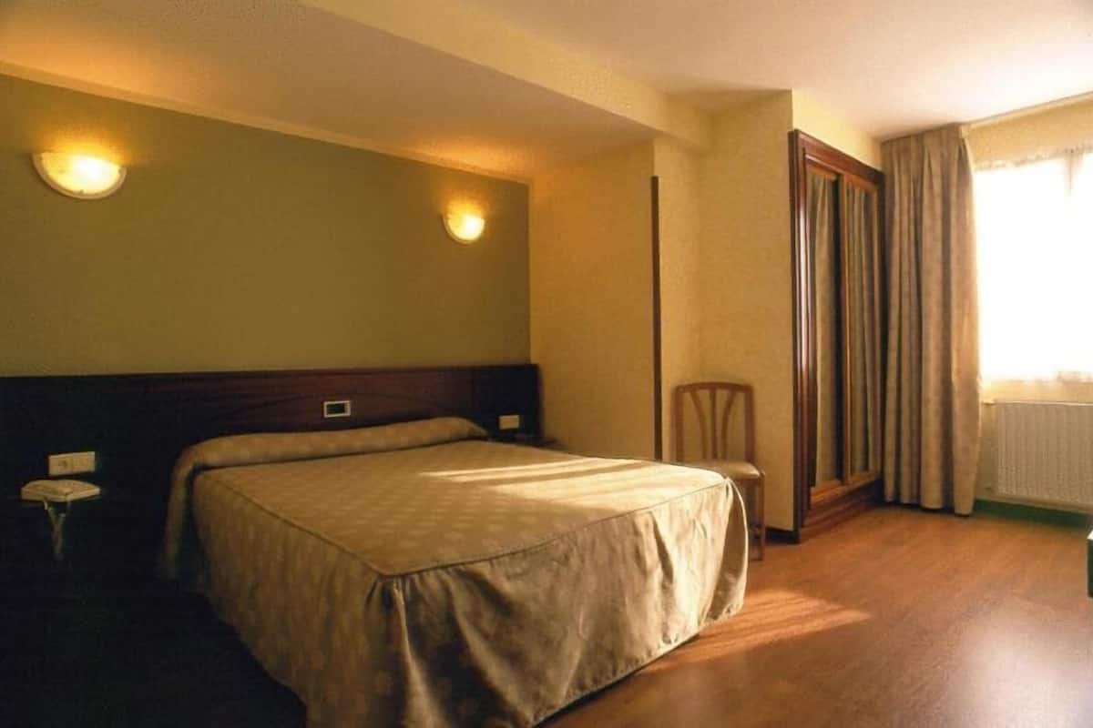 desk, blackout curtains, cots/infant beds, free wifi