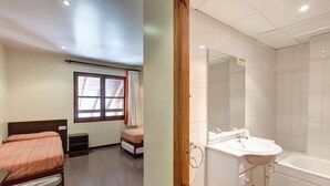 Bathroom - Albergue Les Estades (Rialp)