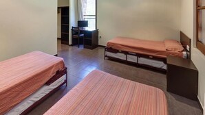 Room - Albergue Les Estades (Rialp)