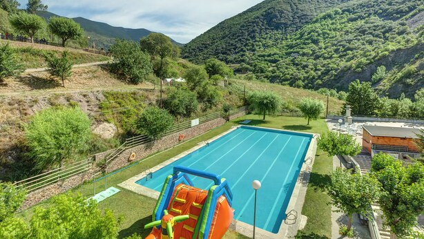 Pool - Albergue Les Estades (Rialp)