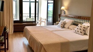 Room - Edelweiss Candanchu (Aisa)