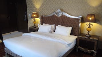 Literie de qualité supérieure, surmatelas, minibar