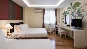 Premium Triple Room - Asian Ruby Center Point Hotel (Ho Chi Minh City)