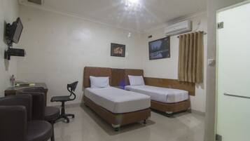Superior Room | In-room safe, desk, rollaway beds, free WiFi