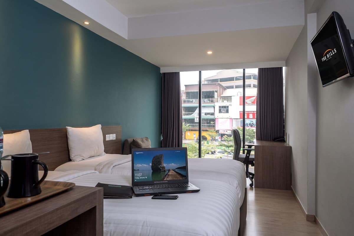 Superior Twin Room | In-room safe, desk, blackout drapes, free WiFi