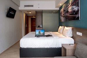 Superior Double Room | In-room safe, desk, blackout drapes, free WiFi - The Hills Batam (Batam)