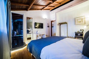 Literie de qualité supérieure, couette en duvet d'oie, minibar