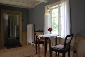 Habitación triple | Zona de estar