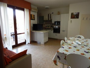 Apartment, 2 Bedrooms (7 adults) | In-room dining - AbitaSardegna Alghero (Alghero)