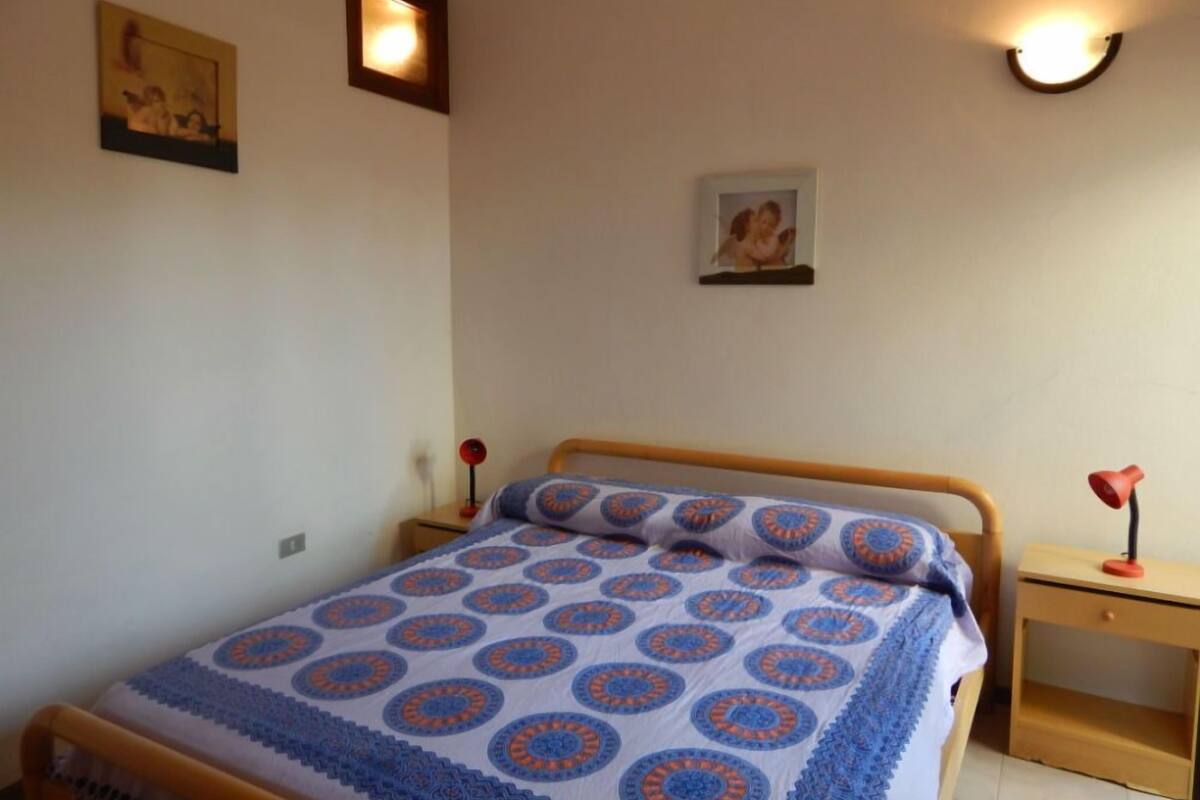 Appartement, 3 slaapkamers, uitzicht op zee | 3 slaapkamers, een strijkplank/strijkijzer