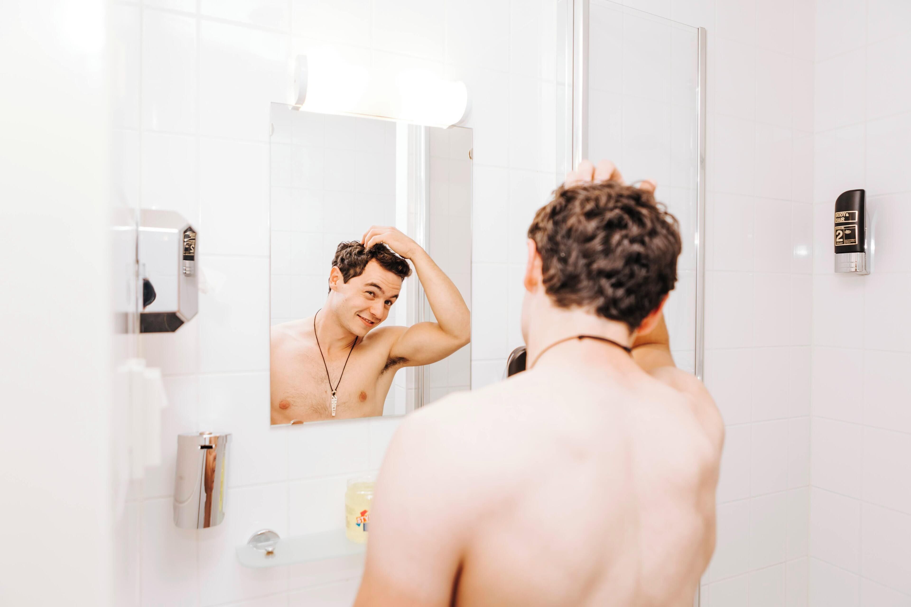 comfort studio | bathroom | shower, free toiletries, hair dryer, towels